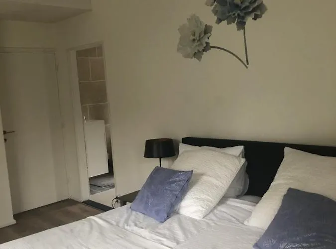 Het Zonnehuis לינה וארוחת בוקר *